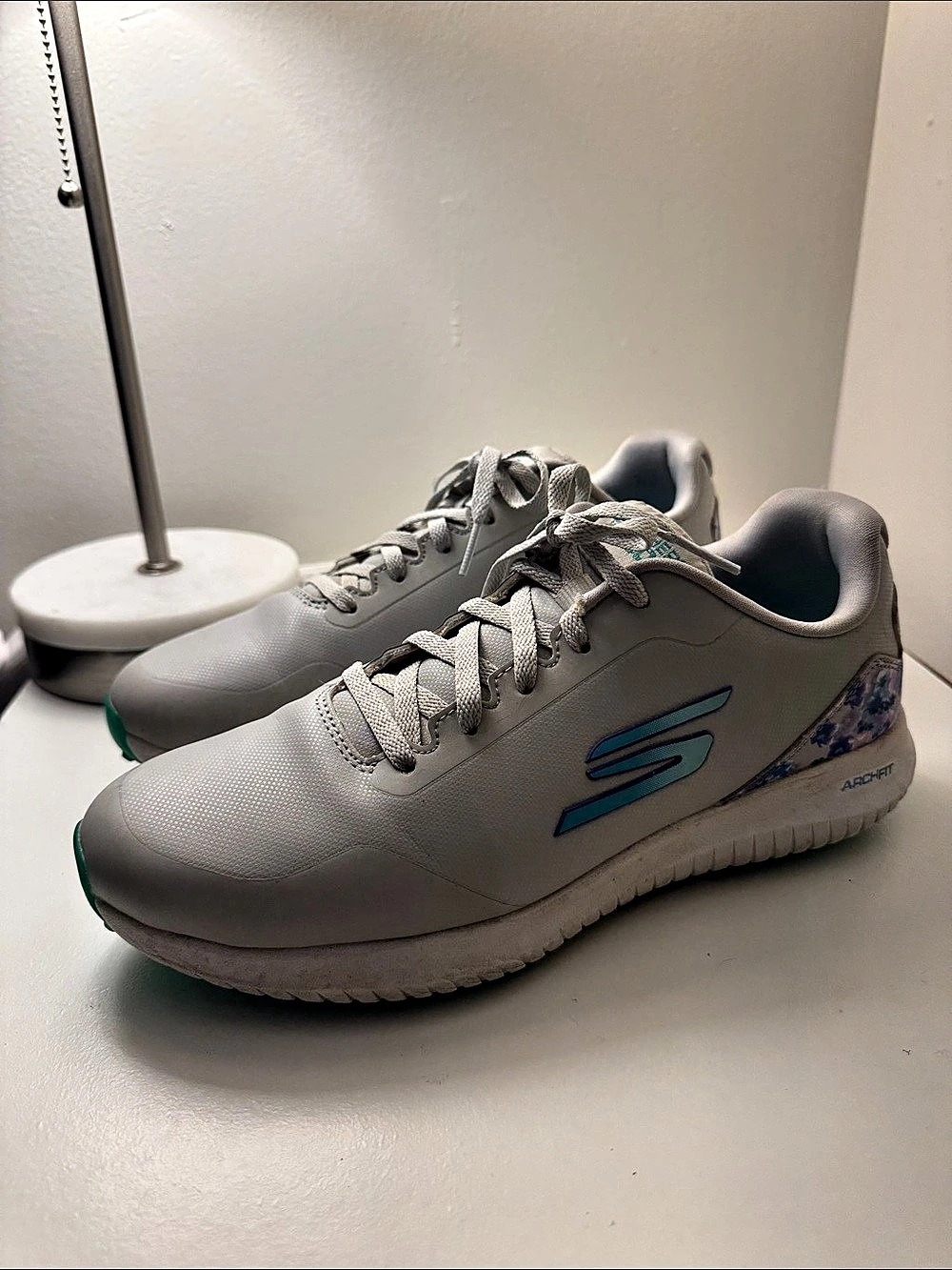 Skechers Women's GO GOLF Arch Fit - Balance Floral Athletic Shoes